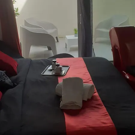 Sensuelle Love hotel Tremblay-en-France